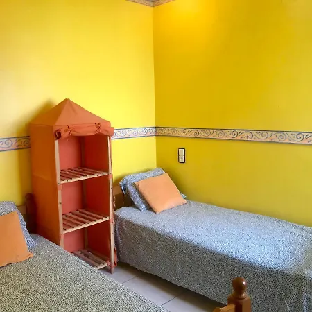 Dulce Vida 1, Apartamento Con Piscina Comunitaria, Vistas Al Mar Y Wifi Roses